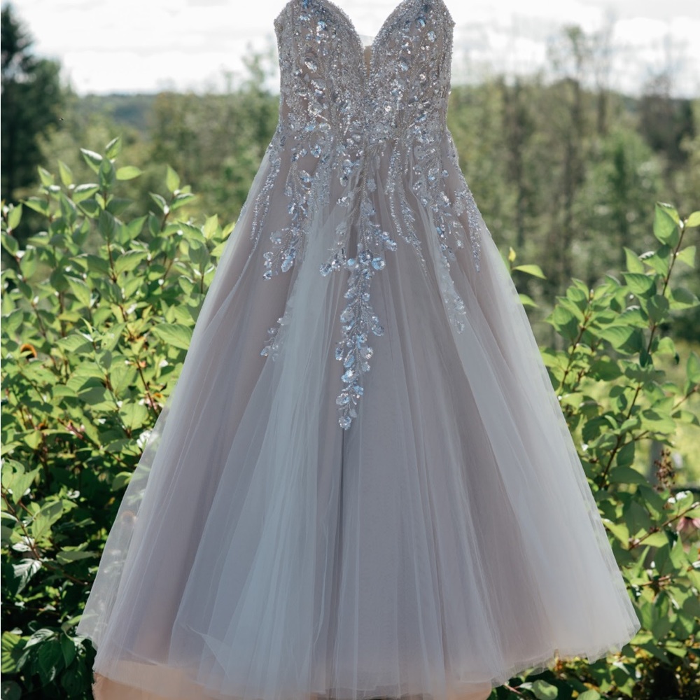 Gorgeous Wedding Gown🥰❤️♥️